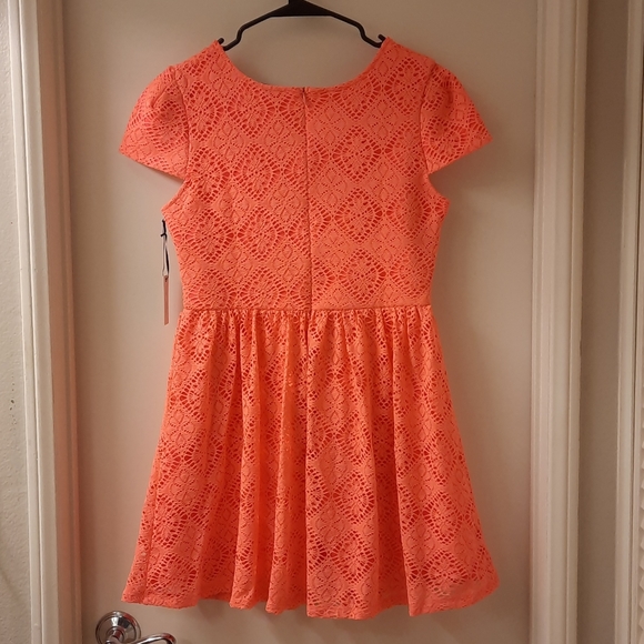 NWT, Revolve Lovers + Friends Voulez Vous Coral Lace Dress - Picture 4 of 15